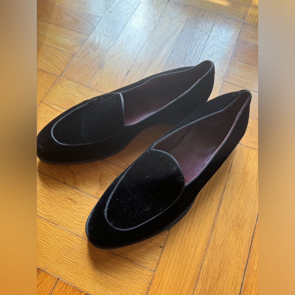 Suitsupply men’s velvet loafers